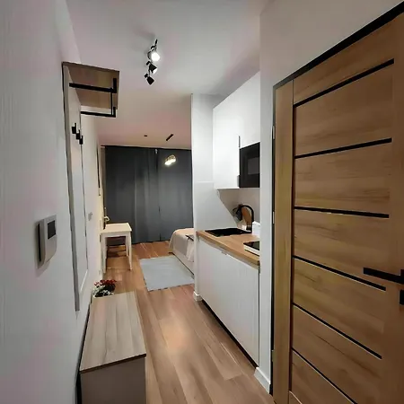 Kogar - Wiktoryn 6 Studio Varsó