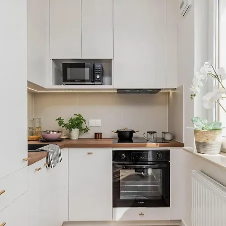 Kogar - Wiktoryn 6 Studio * Warszawa